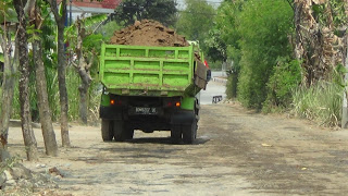 Akses Jalan yang Tak Pernah Tersentuh Alokasi Pembangunan