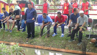 Suasana Lomba Mancing Bersama HUT Brimob Meriah