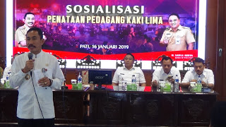 Bupati; Relokasi PKL Bukan Persoalan Mau dan Tidak Mau