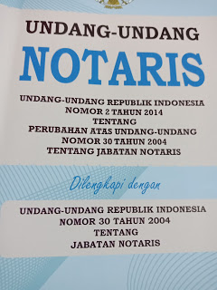 NOTARIS MERUPAKAN PEJABAT UMUM MENURUT PASAL 1 UU NO.2 TAHUN 2014 TENTANG PERUBAHAN UU NO.30 TAHUN 2004 TENTANG JABATAN NOTARIS,PENGGELAPAN JABATAN