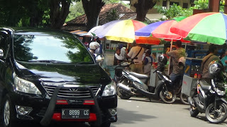 Pembiaran dan Penjajahan Hak Publik