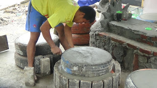 Barang Bekas Ini Jadi Menarik di Tangan Seniman Kampus Kehidupan