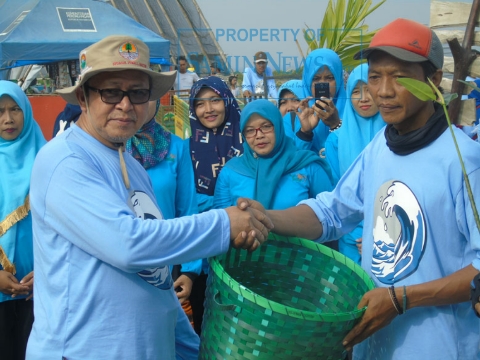 Kadis Lingkungan Hidup Apresiasi Bersih Pantai Kertomulyo