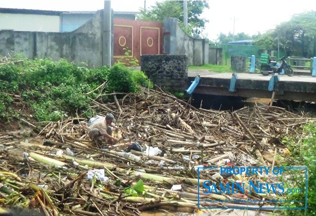 Tumpukan Sampah di Alur Kali Simo Tetap Menjadi PR