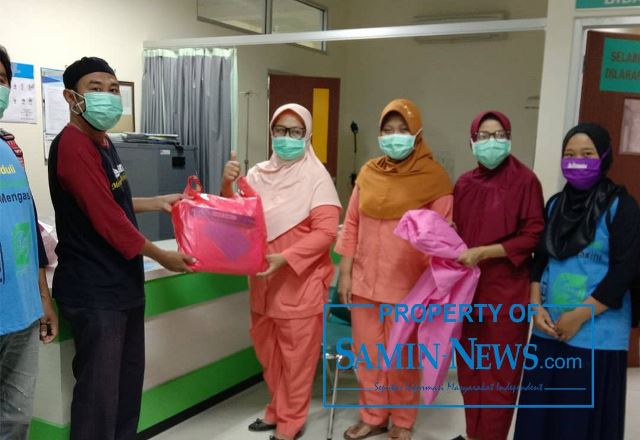 Komunitas Sedekah Jama’ah Sumbang APD di RSUD RAA Soewondo