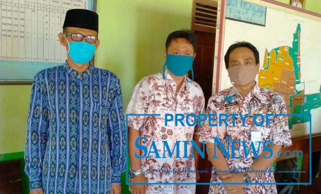 Kepala Diskominfo Pantau Penyerahan BLT DD di Kecamatan Tayu