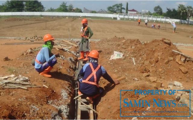 Saluran Peresapan dan Pembuangan Lapangan Stadion Joyokusumo Dimaksimalkan