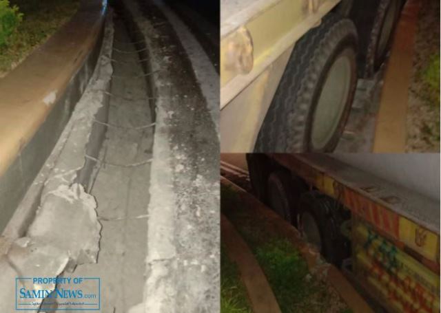 Sopir Trailer Mabuk Nyelonong Masuk Kota Tabrak Alun-alun