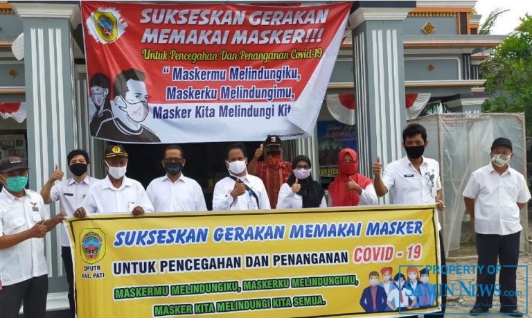 Sosialisasi Gerakan Memakai Masker di Pucakwangi
