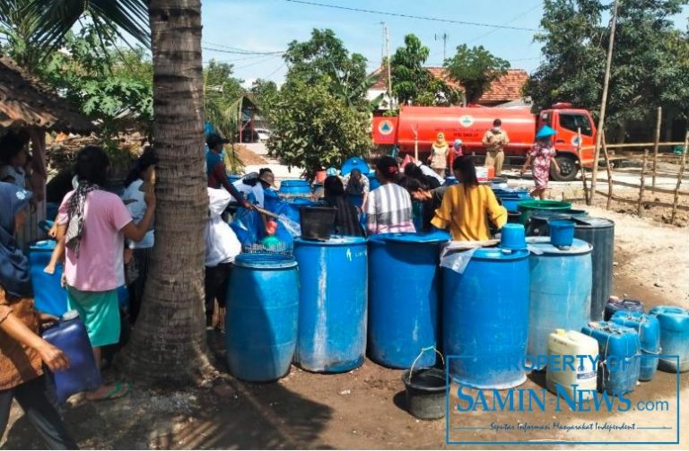 BPBD Droping Air Bersih ke Tiga Desa di Pati Selatan