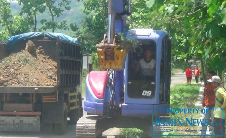 Pelebaran Ruas Jalan ke Goa Pancur Terus Dimaksimalkan