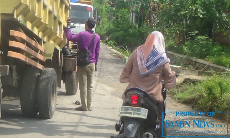 Pengaspalan Segmen Kedua Pelebaran Ruas Jalan Objek Wisata Goa Pancur