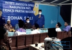 Anggota DPRD Pati, Roihan, S.Pd.I saat menggelar reses di Desa Gunungwungkal, Kecamatan Gunungwungkal Kabupaten Pati.
