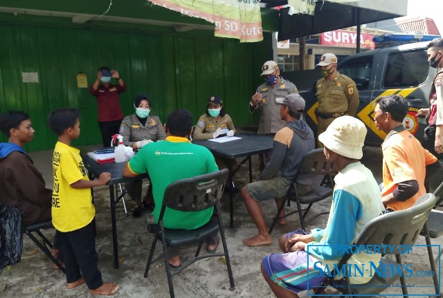 Operasi Yustisi Kecamatan Cluwak Berlakukan Sanksi Sosial dan Denda