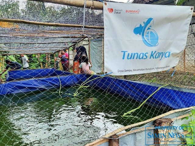 Ditengah Pandemi, BUMMas Tunas Karya Binaan Rumah Zakat Berhasil Penen 1,6 Ton Ikan Lele