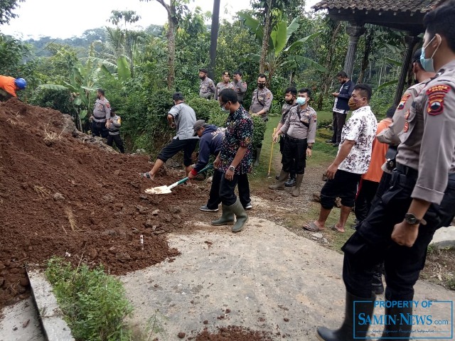 Penanganan Longsor di Klumpit Tuntas