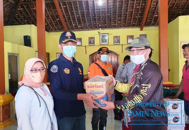 Dinas Perhubungan Bersama IOF Salurkan Bantuan Untuk Korban Banjir di Banjarsari