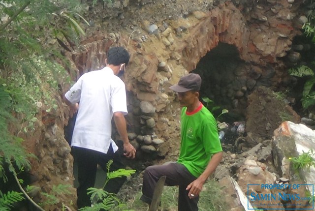 Dishub Memasang Rambu Pengalihan Arus Lalu Lintas di Ruas Jalan Tayu-Juwana