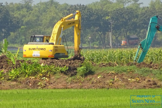 Tidak Tepat Mengeruk Endapan Lumpur di Alur Kali Saat Masih Turun Hujan