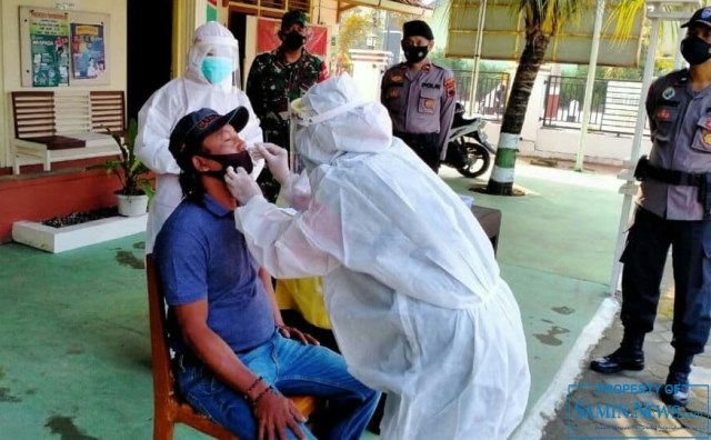 Pemudik Satu Keluarga dari Jayapura Dilakukan Rapid Test Antigen