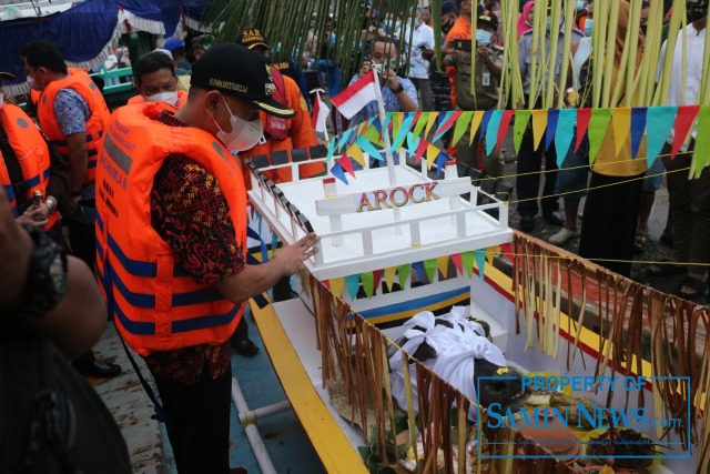 Tradisi Larung Kepala Kerbau Digelar Sederhana