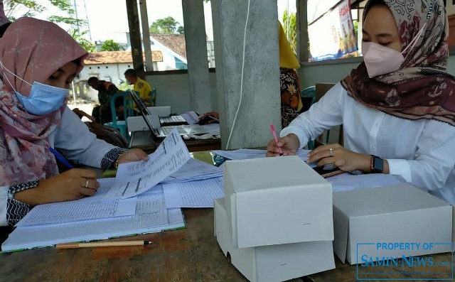 Kapolsek Sukolilo ”Ngopyaki” Warga yang Harus Menjalani Vaksinasi