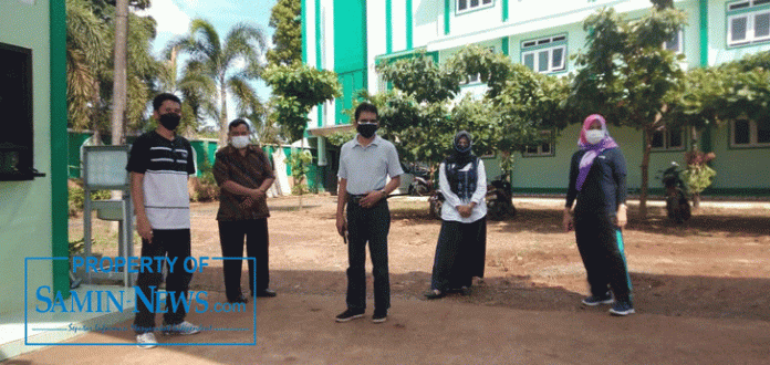 Jajaran Muspika Kecamatan Cluwak Operasi gerakan Pati di Rumah Saja ke sejumlah jalan utama, desa juga sekolah, Sabtu (26/6/2021)