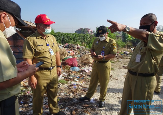 Lingkungan Pasar Kayen Harus Menanggung Beban Sampah Masyarakat