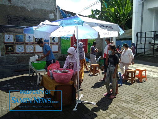 Rumah Makan Rakjat Pati Distribusi Kebutuhan Warga Isoman