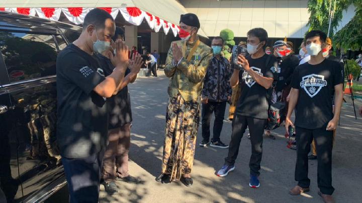 Ganjar Apresiasi Komunitas Covid Ranger Asal Rembang