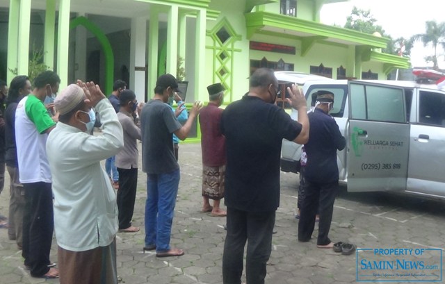 Kemarin Dua Hari Ini Juga Dua Jenazah Dimakamkan Standar Protokol Covid-19