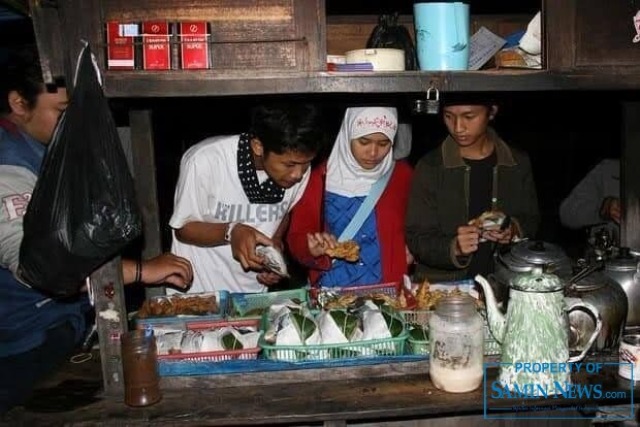 Bagaimana Jika Jurus Borong Nasi Kucing Diterapkan Saat Operasi Yustisi