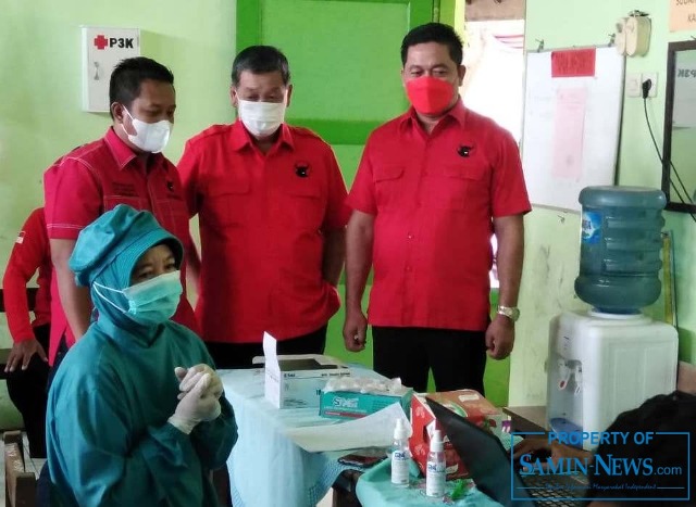 DPC PDIP Kabupaten Pati Gelar Vaksinasi Massal di Margorejo