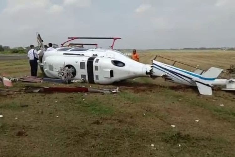 Helikopter Terjatuh di Bandara Budiarto Tangerang saat Latihan