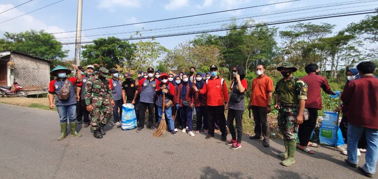 Masyarakat Juwana Gotong Royong Wujudkan Wilayah Bebas Sampah dan Kumuh