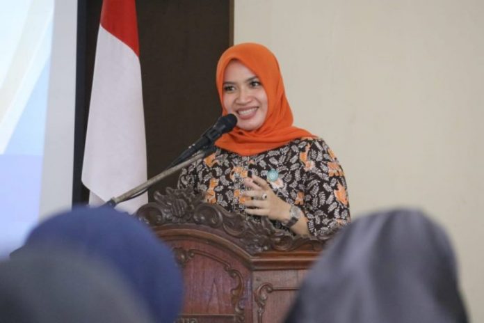 Ketua TP PKK Kabupaten Kudus, Mawar Hartopo tekankan pentingnya program KB, foto: kudusdaily