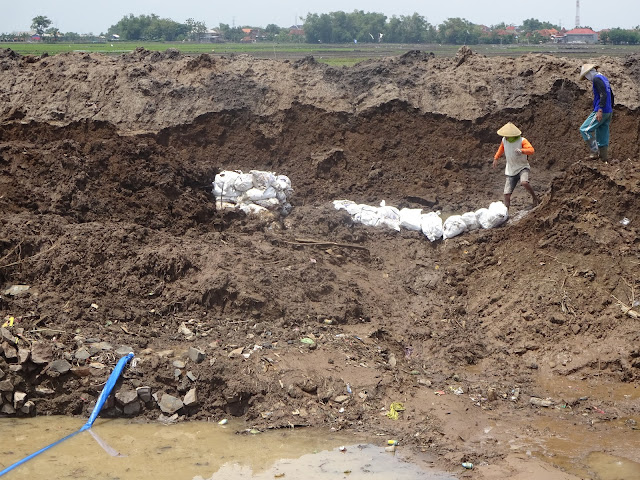 Paket Pekerjaan Bendung Blado Tinggal Menyisakan 30 Hari Kalender