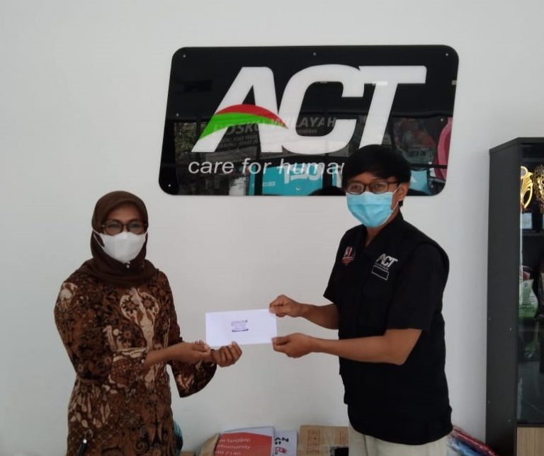 Salut Cempaka Pati Bersama ACT Galang Bantuan Erupsi Semeru