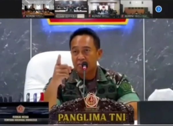 Panglima TNI Marahi Anak Buahnya Kedapatan Main Handphone saat Rapat