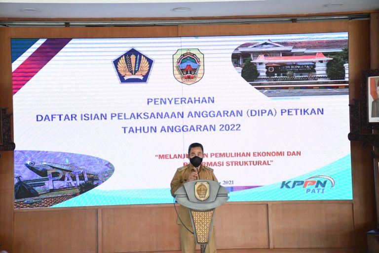 KPPN Serahkan DIPA TA 2022 di Pendopo Pemkab Pati