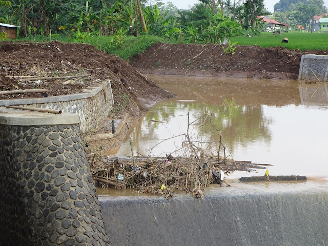 Butuh Derasnya Gelontoran Air Agar Kualitas Pekerjaan Teruji