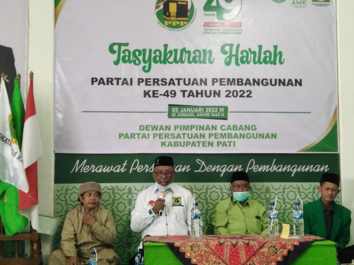 Ketua DPC PPP Kabupaten Pati, H. Ubaidillah Wahab saat sambutan pada tasyakuran Harlah PPP ke-49