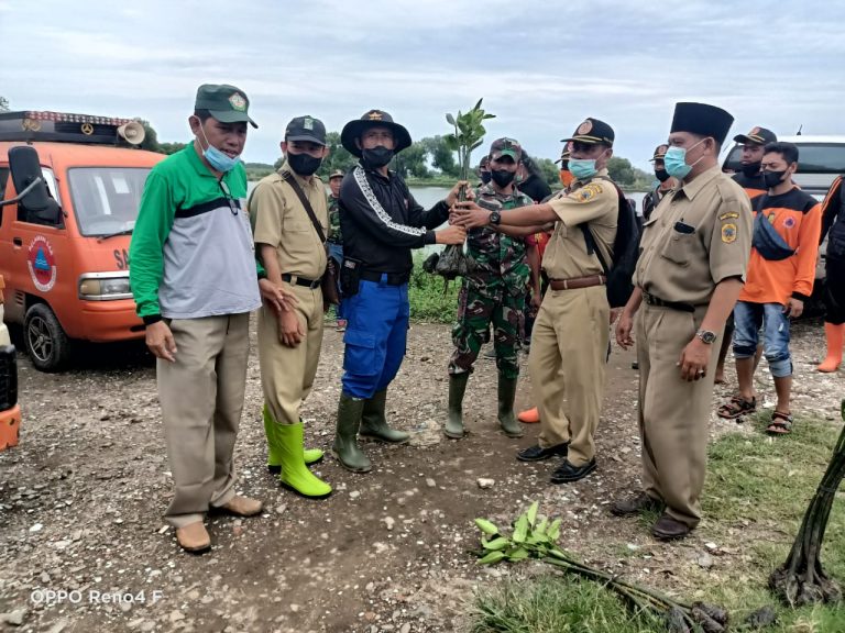 Polairud Selesai Siapkan Tanam 10.000 Batang Bibit Mangrove di Banyutowo