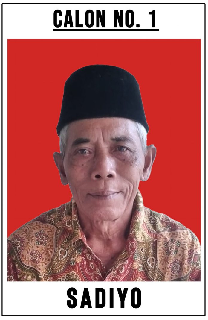 Sosok Sadiyo (63) warga RT 02 / RW 4 yang terpilih sebagai penjaga kubur seumur hidup untuk hari injiukuh Randu, Desa Kutoharjo, Kecamatan Pati dalam ''Pilgabur'' Minggu (23/Januari 2022), hari ini.(Foto:SN/git)