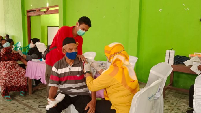 Pelaksanaan vaksinasi covid-19 oleh Binda Jateng