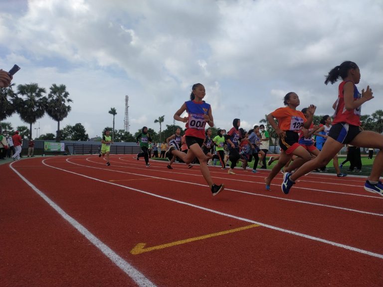 544 Atletik Bersaing di Kejuaraan Kejurprov di Stadion Joyokusumo Pati