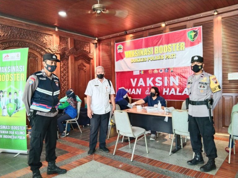 Ratusan Karyawan PT Dua Kelinci Dapat Suntikan Dosis Vaksin Tambahan