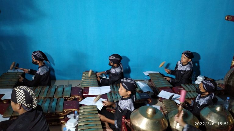 Penabuh Gamelan Anak-anak di Pati Saat Ini Sudah Ada yang Bisa Mengiringi Pagelaran Wayang Kulit