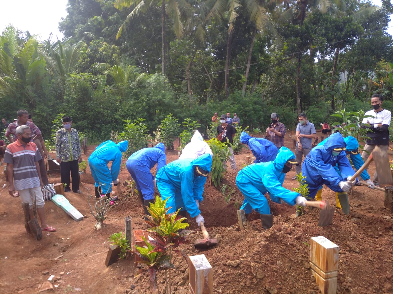 Pemakaman standar protokol Covid-19 kabupaten pati