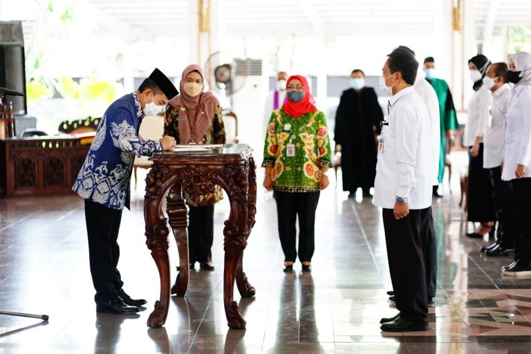 Bupati Lantik 31 Pejabat di Lingkup Pemerintahan Kabupaten Pati